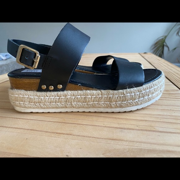 Steve Madden Platform Sandals - Picture 1 of 5